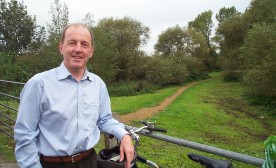 Chris Goodall, author of the study "Peak Stuff"