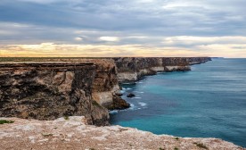 Cliffs near Head of Bight