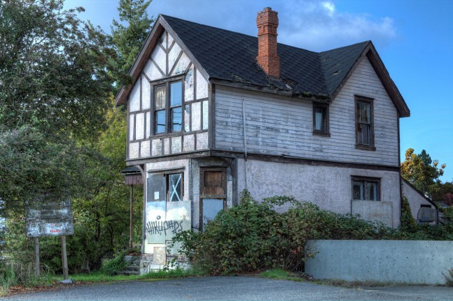 Higgledy-Piggledy House – Victoria, BC, Canada