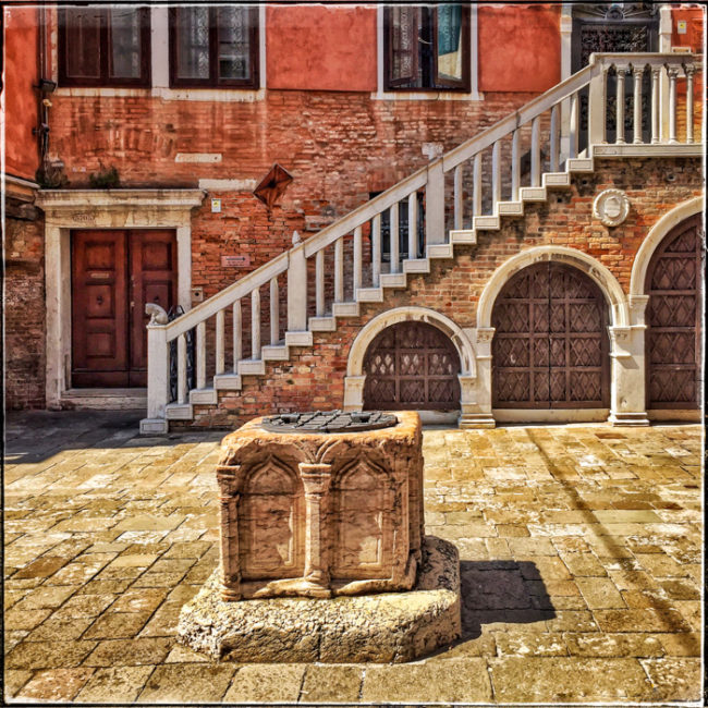 Il Pozzo Chiuso - Venezia Il Pozzo Chiuso - Venezia